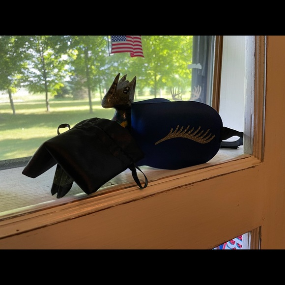 Silky Eye Mask with lashes NWOT plus bonus - Picture 5 of 7